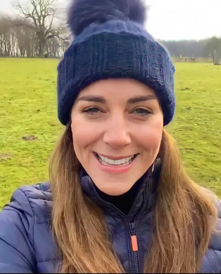 The Duchess of Cambridge's first Selfie-Video for Special Week | RegalFille