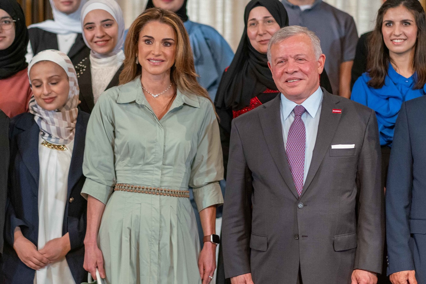 King Abdullah II and Queen Rania met School Toppers | RegalFille