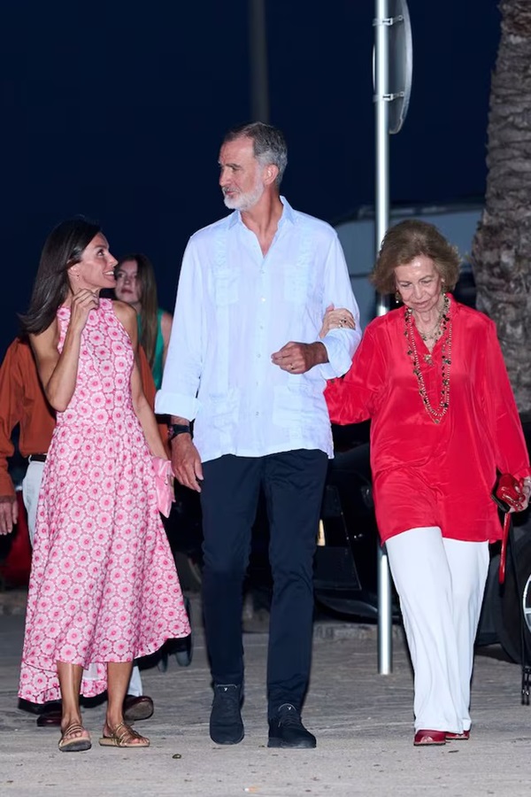 The Spanish Royal Family stepped out for dinner 2024